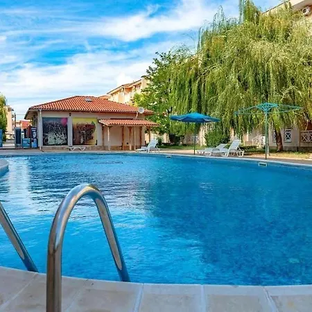 Chocolate On Sunny Day 6 Complex Lägenhet